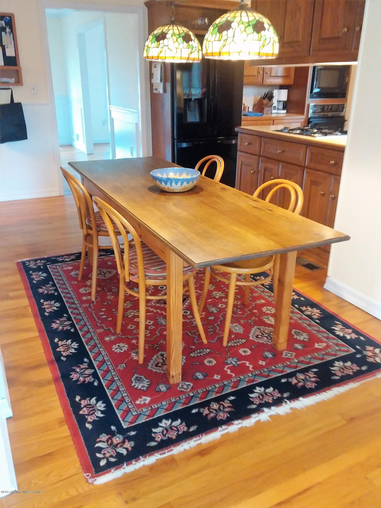 368 Bennington Road Freehold, NJ 07728 - Photo 4 of 35 Eat-In Kitchen
