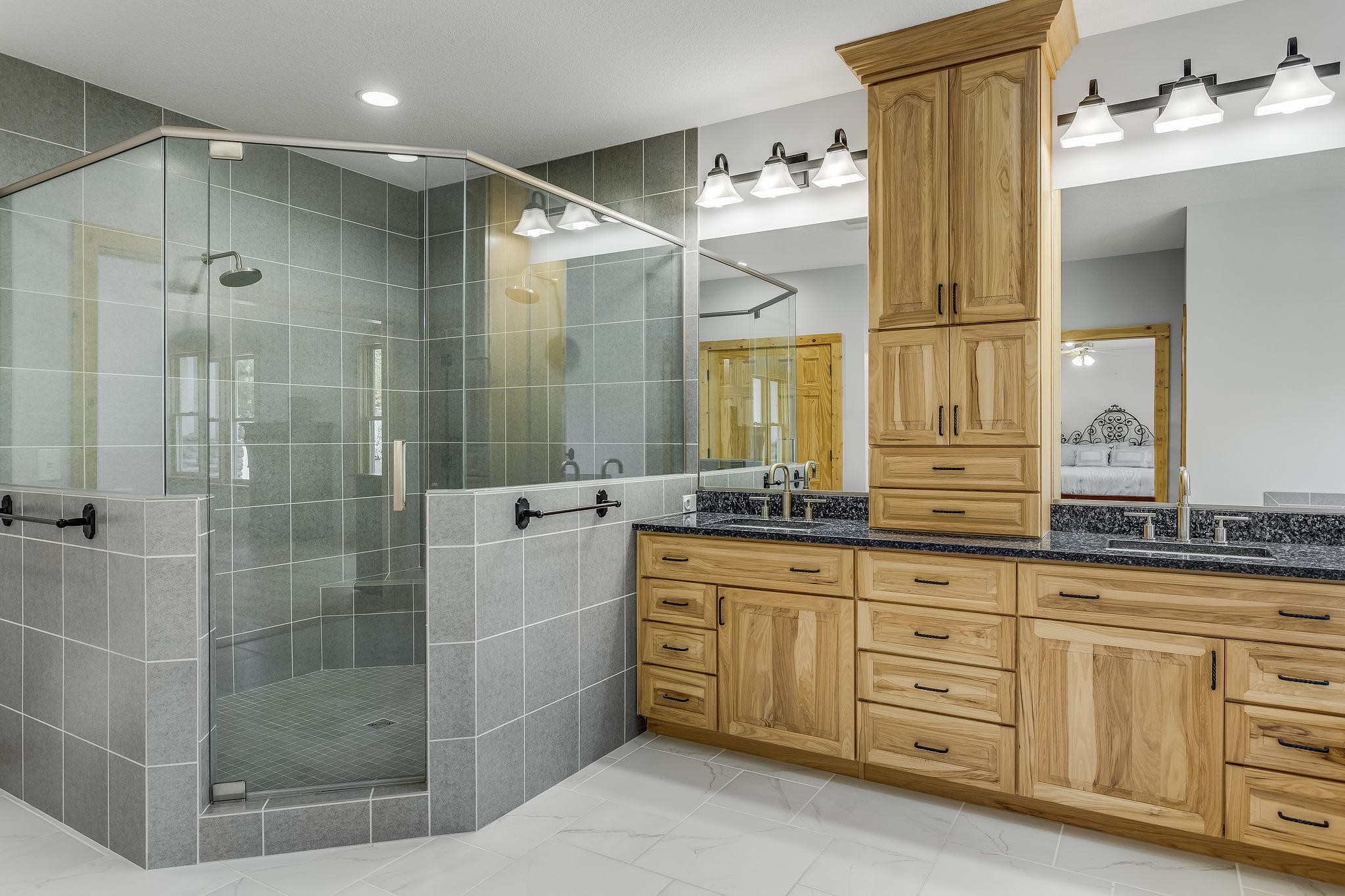 163 Kelly Ridge Road Townsend, TN 37882 - Photo 19 of 40 a bathroom with a double vanity sink mirror and