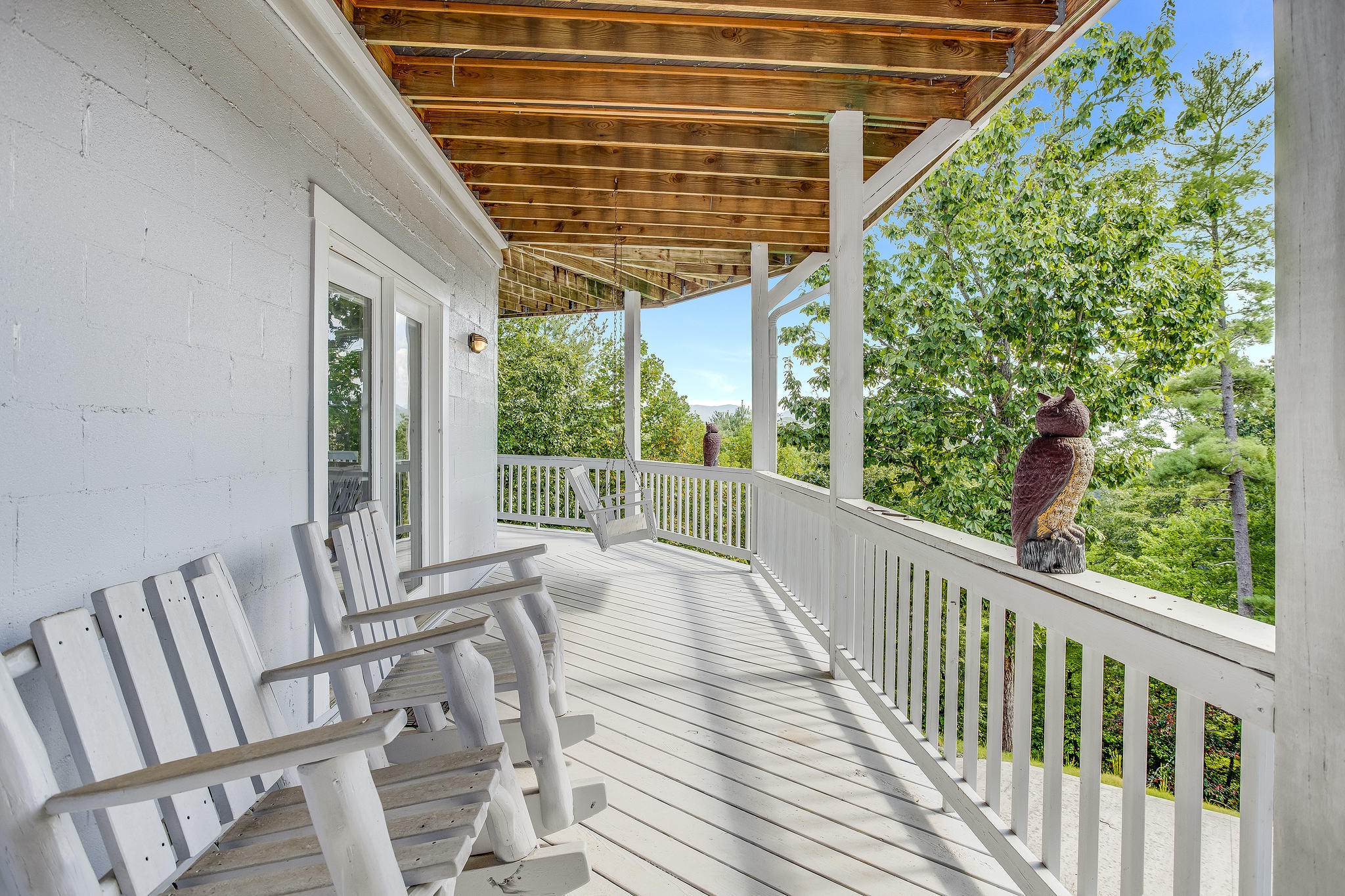 163 Kelly Ridge Road Townsend, TN 37882 - Photo 37 of 40 a view of porch with seating space
