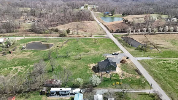 $369,900 | 181 Rock House Hollow Road, Bethpage, TN 37022