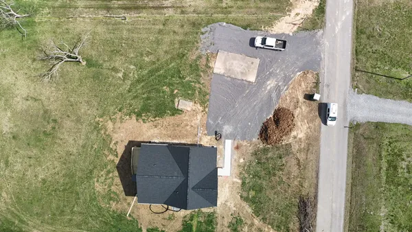 $369,900 | 181 Rock House Hollow Road, Bethpage, TN 37022