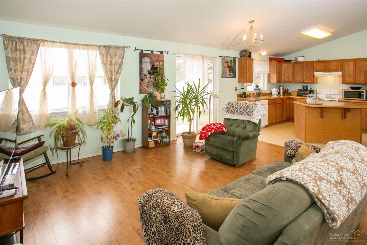 615 Center Ridge Drive Culver, OR 97734 - Photo 5 of 23 Additional Photo