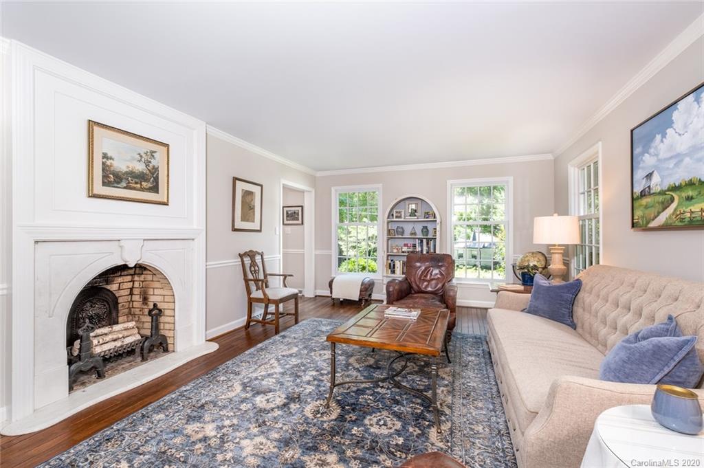 207 Pine Road Davidson, NC 28036 - Photo 4 of 48 Gallery Image 4