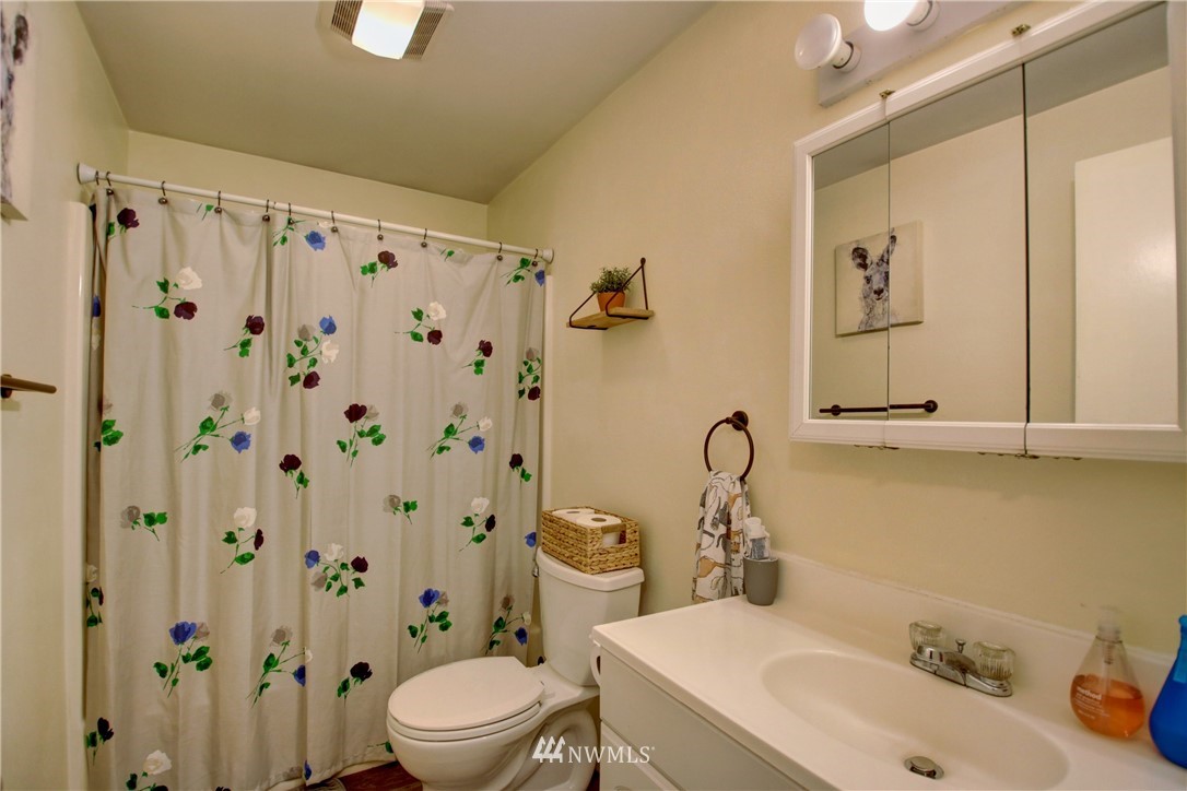 201 Gardner Road Burlington, WA 98233 - Photo 14 of 36 Gallery Image 14
