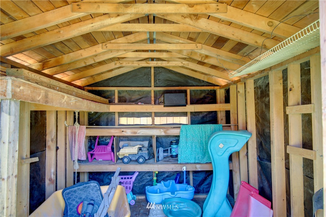 201 Gardner Road Burlington, WA 98233 - Photo 27 of 36 Gallery Image 27