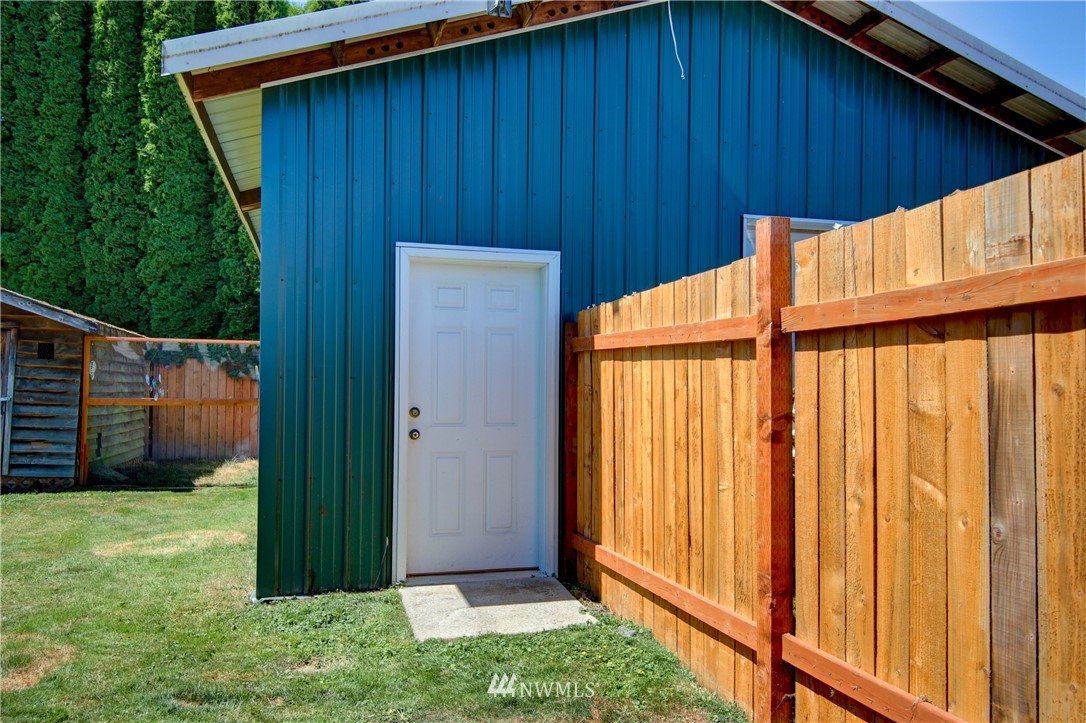 201 Gardner Road Burlington, WA 98233 - Photo 28 of 36 Gallery Image 28