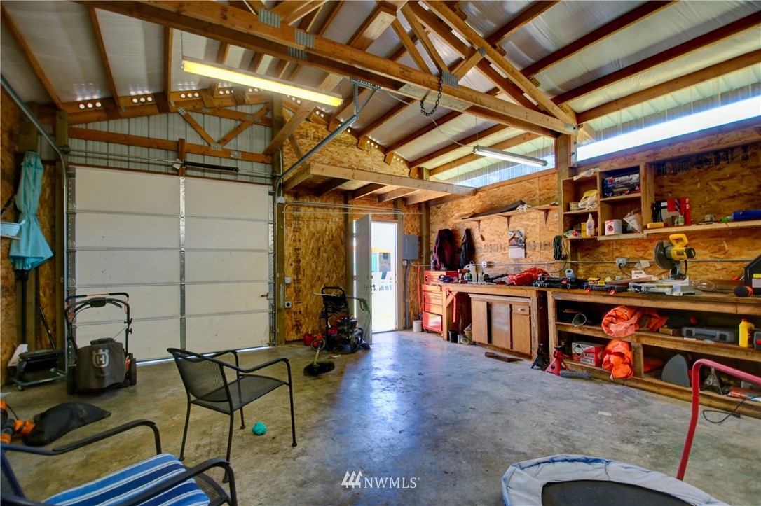 201 Gardner Road Burlington, WA 98233 - Photo 32 of 36 Gallery Image 32