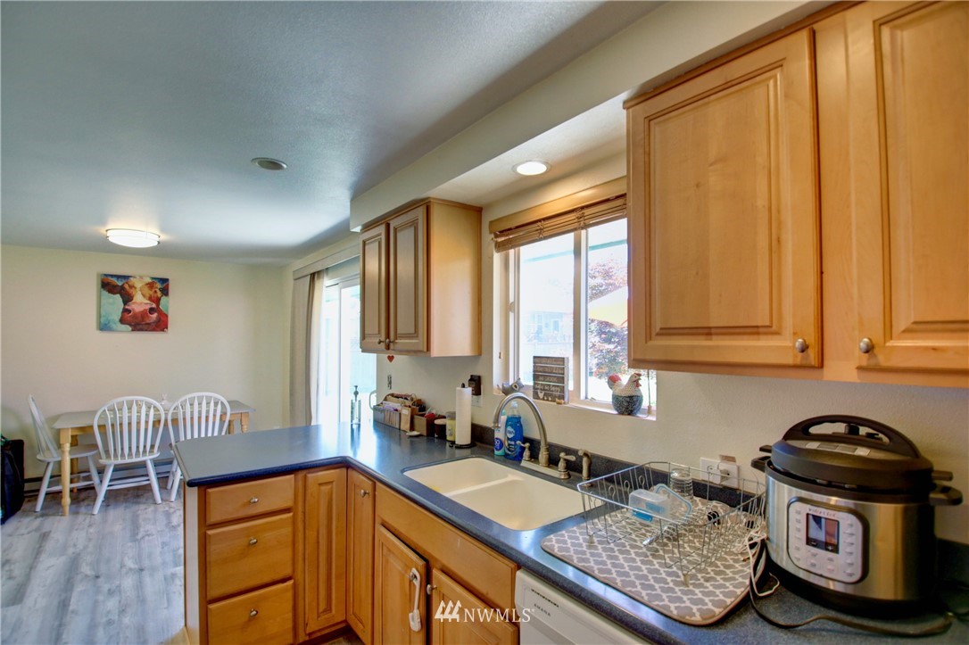 201 Gardner Road Burlington, WA 98233 - Photo 10 of 36 Gallery Image 10