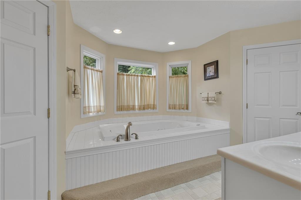 4029 Patterson Road Aliquippa, PA 15001 - Photo 16 of 41 Gallery Image 16