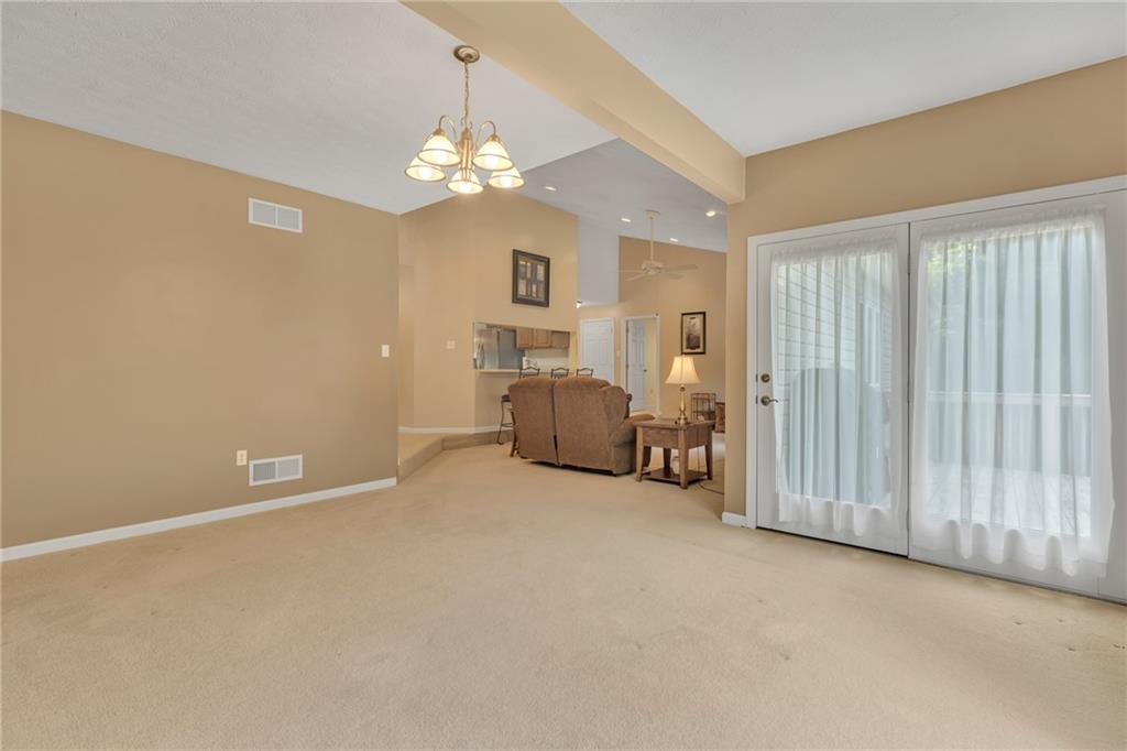 4029 Patterson Road Aliquippa, PA 15001 - Photo 10 of 41 Gallery Image 10