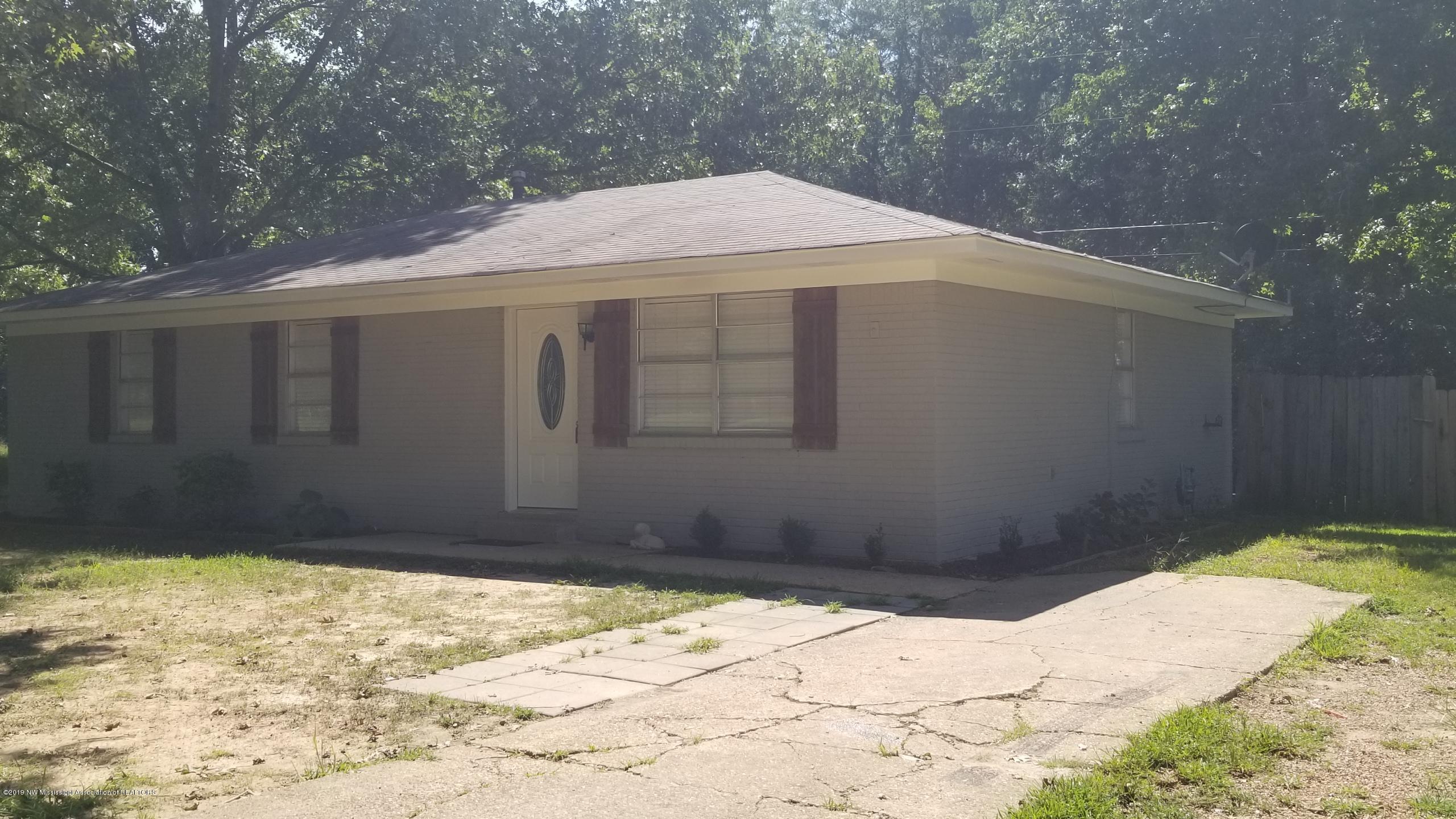 951 Malone Road North Hernando, MS 38632 - Photo 2 of 13 20190817_150601