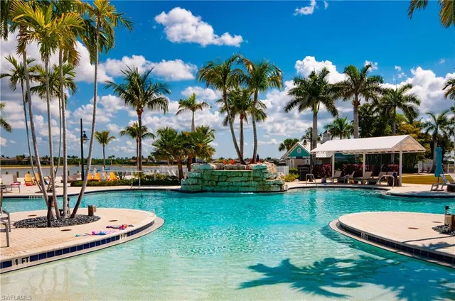 $1,949,888 | 14302 Charthouse Circle, Naples, FL 34114