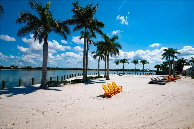 $1,949,888 | 14302 Charthouse Circle, Naples, FL 34114