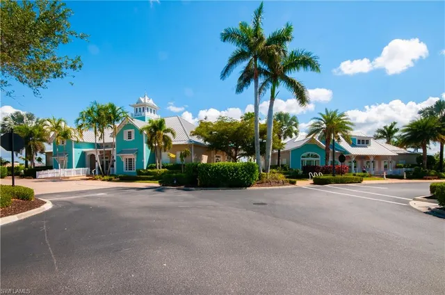 $1,949,888 | 14302 Charthouse Circle, Naples, FL 34114