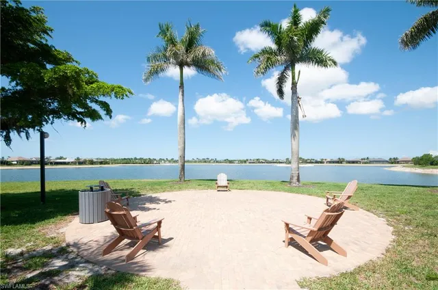 $1,949,888 | 14302 Charthouse Circle, Naples, FL 34114