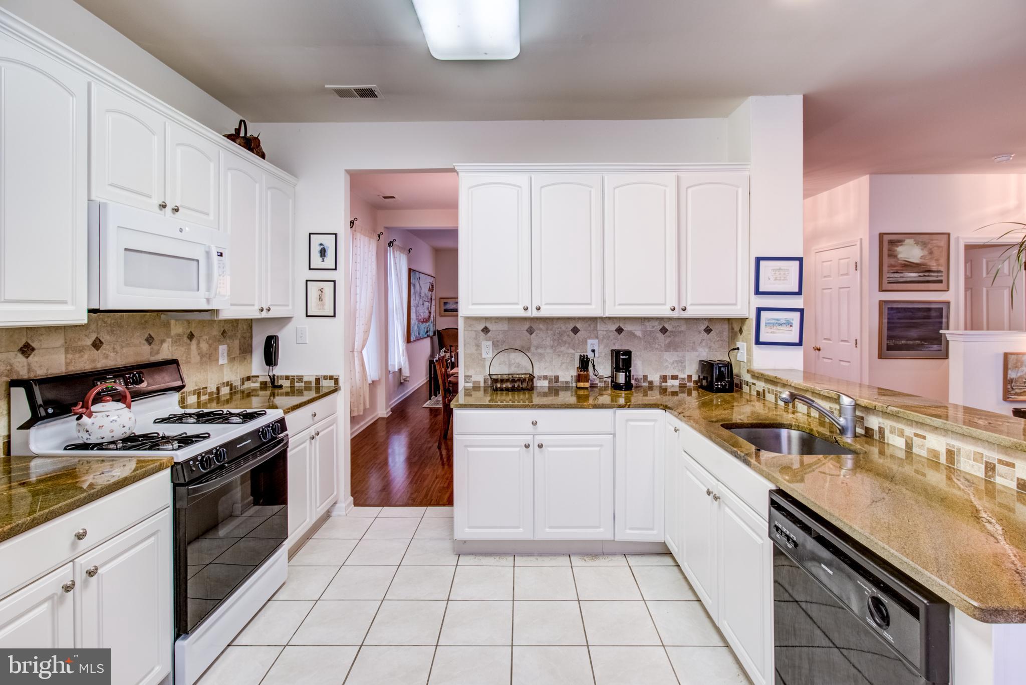 2 Hope Street Pennington, NJ 08534 - Photo 5 of 39 Gallery Image 5