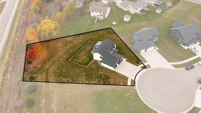 $484,900 | 309 Spring Day Court Northeast, Eyota, MN 55934