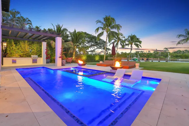 $8,595,000 | 14140 Paradise Point Road, Palm Beach Gardens, FL 33410