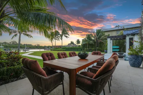 $8,595,000 | 14140 Paradise Point Road, Palm Beach Gardens, FL 33410