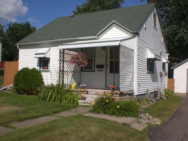 516 Lennox Street Rhinelander, WI 54501 - Photo 1 of 15 Gallery Image 1
