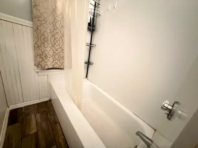 $2,400 | 90 Vernon Street, Unit 3, Worcester, MA 01610