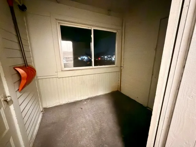 $2,400 | 90 Vernon Street, Unit 3, Worcester, MA 01610