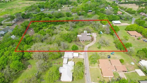 $499,000 | 110 Bois D Arc Street, Tom Bean, TX 75491