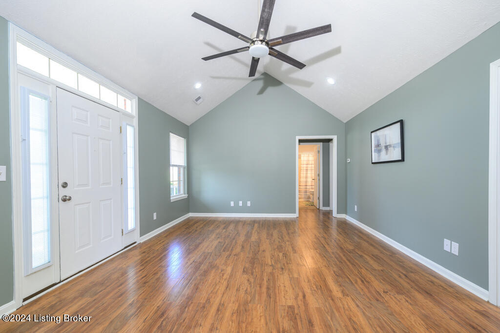 336 Forest Ridge Drive Mount Washington, KY 40047 - Photo 6 of 24 Great Rm