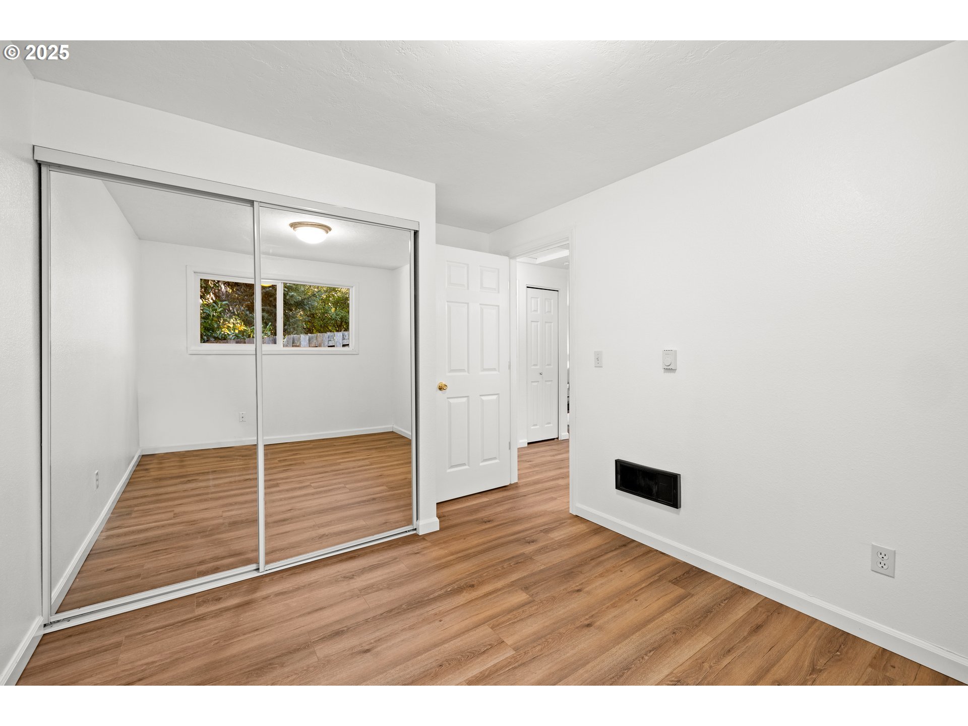 2807 Southwest Spring Garden Street, Unit 2807 Portland, OR 97219 - Photo 25 of 29 Gallery Image 25