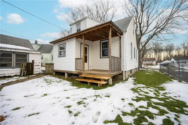 $249,900 | 4664 Tomaka Drive, Hamburg, NY 14075