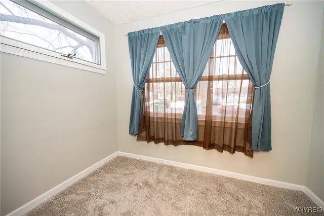 $249,900 | 4664 Tomaka Drive, Hamburg, NY 14075