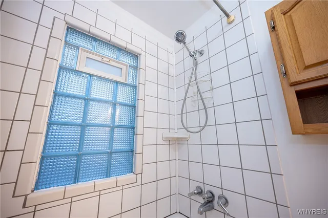 $249,900 | 4664 Tomaka Drive, Hamburg, NY 14075