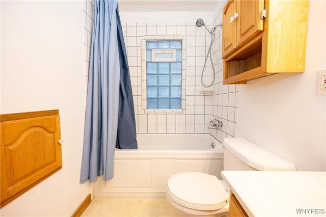 $249,900 | 4664 Tomaka Drive, Hamburg, NY 14075