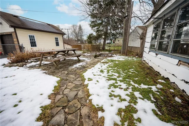 $249,900 | 4664 Tomaka Drive, Hamburg, NY 14075