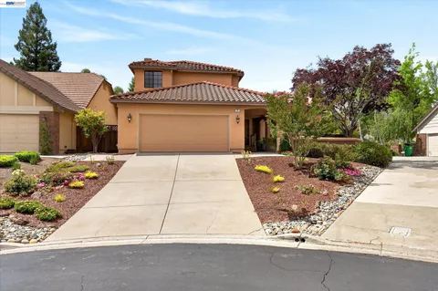 $1,649,000 | 55 Rainbow Bridge Way, San Ramon, CA 94582