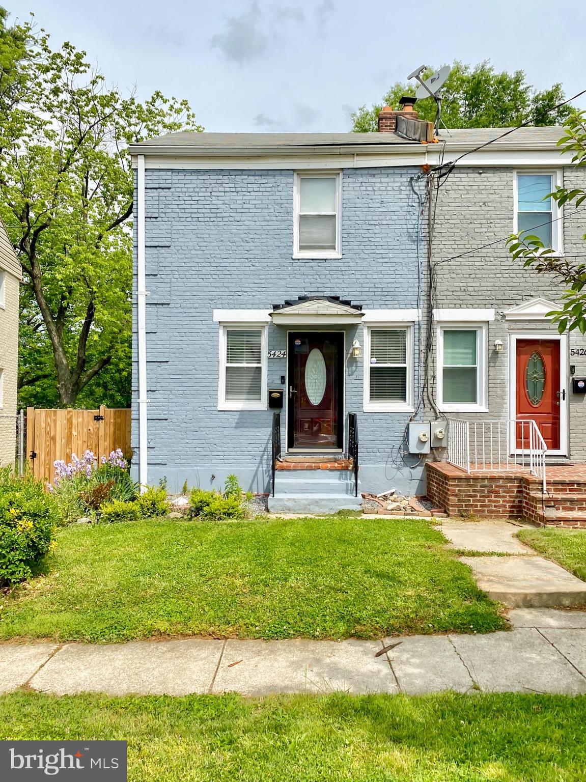 5424 B Street Southeast Washington, DC 20019 - Photo 2 of 28 FRONT ENTRANCE