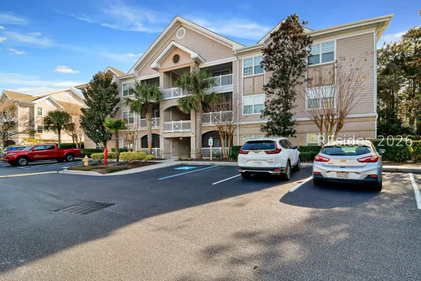 $359,000 | 4924 Bluffton Parkway, Unit 22101, Bluffton, SC 29910