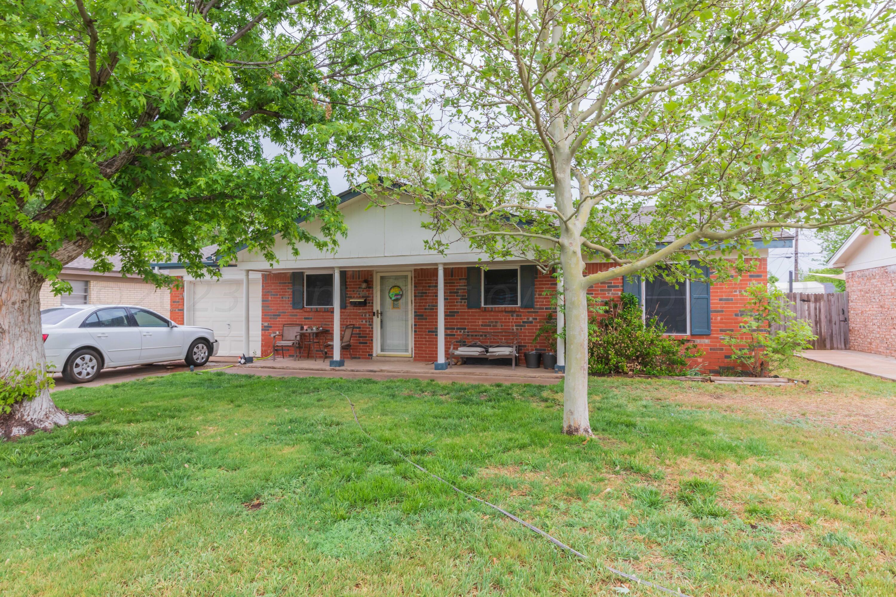 5117 Royce Drive Amarillo, TX 79110 - Photo 2 of 18 2