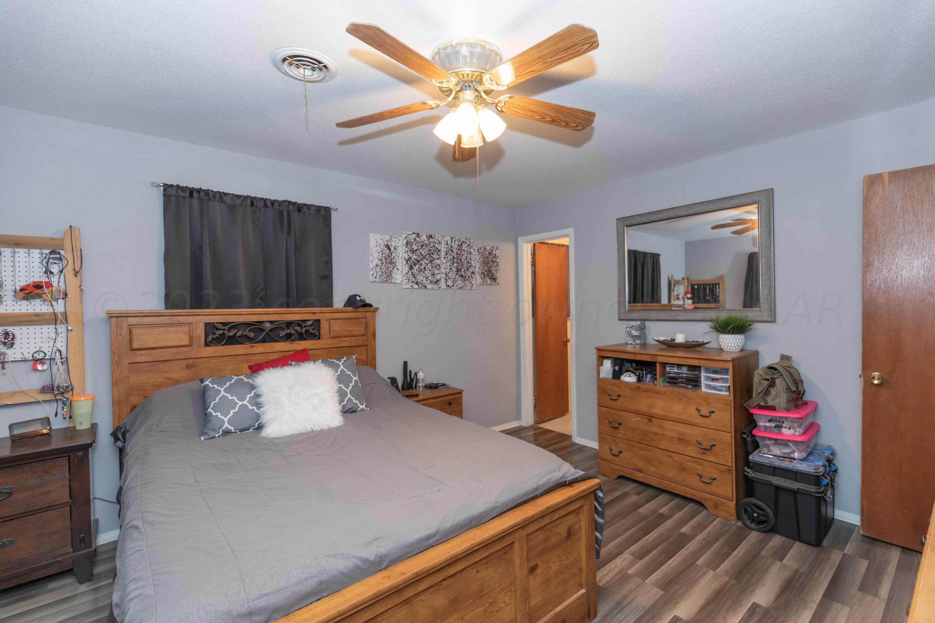 5117 Royce Drive Amarillo, TX 79110 - Photo 8 of 18 4
