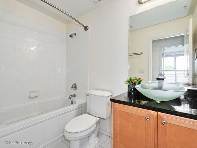 $280,000 | 1228 Emerson Street, Unit 207, Evanston, IL 60201