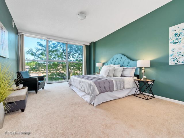 $280,000 | 1228 Emerson Street, Unit 207, Evanston, IL 60201