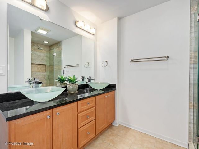 $280,000 | 1228 Emerson Street, Unit 207, Evanston, IL 60201