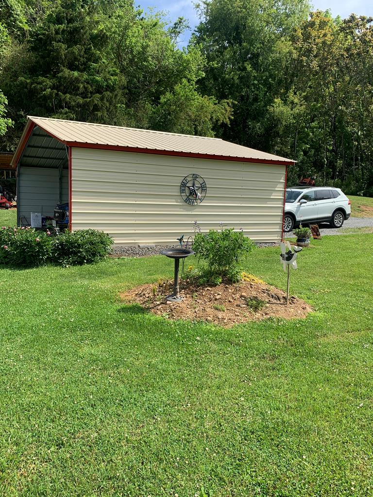 1272 Castleton Road Max Meadows, VA 24360 - Photo 12 of 25 Gallery Image 12