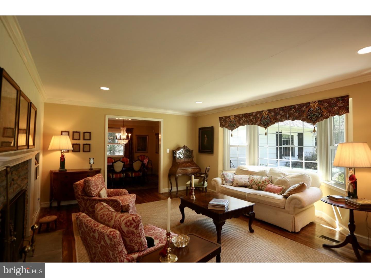35 Rabbit Run Road Rose Valley, PA 19086 - Photo 5 of 19 Living Room