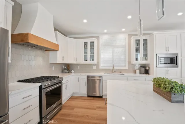 $379,900 | 16222 Monterey Lane, Unit 178, Huntington Beach, CA 92649