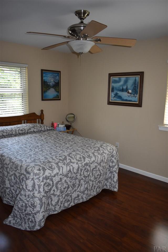 115 Craft Street Pensacola, FL 32534 - Photo 18 of 24 high end wood laminate flooring