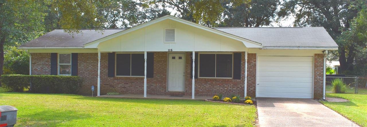 115 Craft Street Pensacola, FL 32534 - Photo 4 of 24 Clean property
