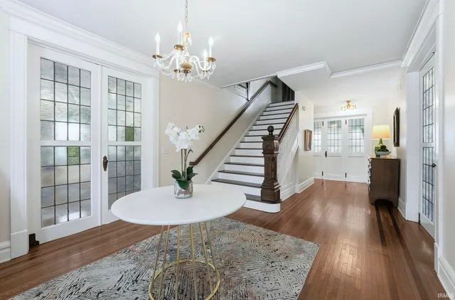 $889,900 | 1337 West Wayne Street, Fort Wayne, IN 46802