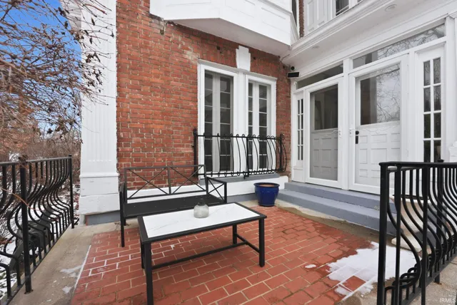 $889,900 | 1337 West Wayne Street, Fort Wayne, IN 46802