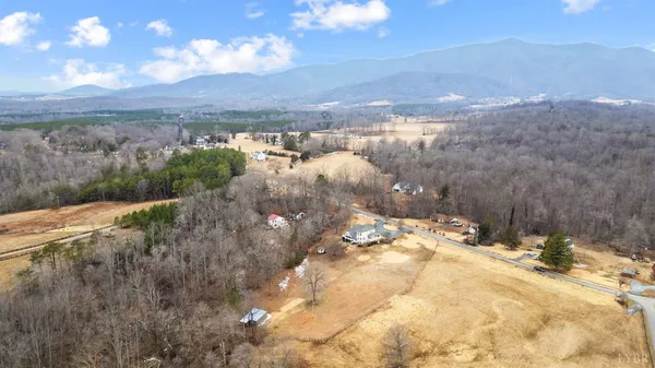 $625,000 | 216 Burford Farm Road, Monroe, VA 24574